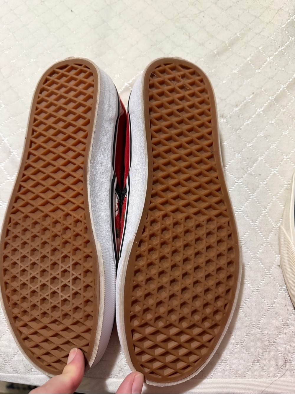 Vans Red Canvas Slip-On Sneakers with White Rose Print-RARE - Picture 4 of 4